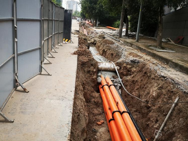 保沿線企業用電無憂 忠縣政通路電力排管鋪設加速，助力區域發展與水處理凈化